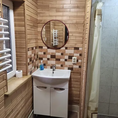 شقة тарниця
